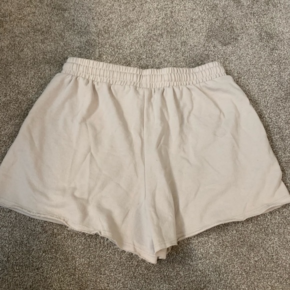 Medium Beige Garage Shorts - Picture 3 of 3